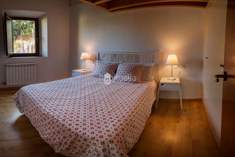 Foto fc15a2ae-1271-40b6-926d-f84e8638fdfa. Alquiler casa  muy luminosa con vistas en Centre-Barri Vell Girona