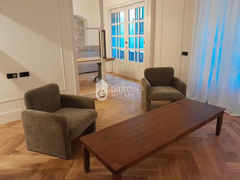 Foto 2eeb59ef-1023-49d6-ad70-3cf030ddfbf9. Location appartement dans Centre-Barri Vell Girona