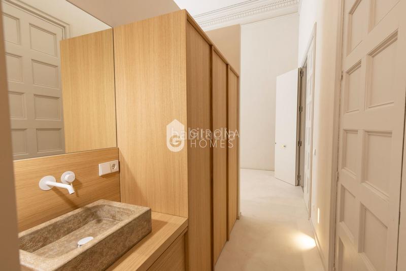 Foto c596d8e7-8d6c-4249-b3da-4d06c6145cbf. Dúplex a Centre-Barri Vell Girona