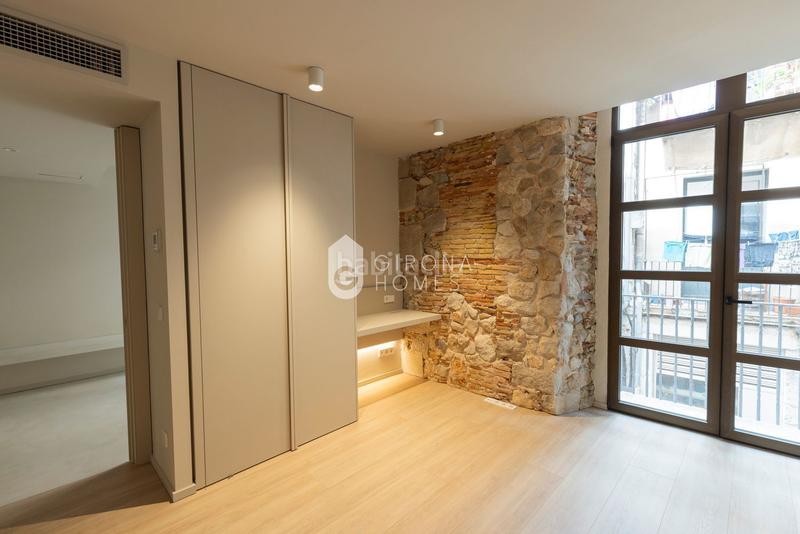 Foto 0ae609ad-c6f7-49ef-aa88-de647e81afff. Dúplex a Centre-Barri Vell Girona