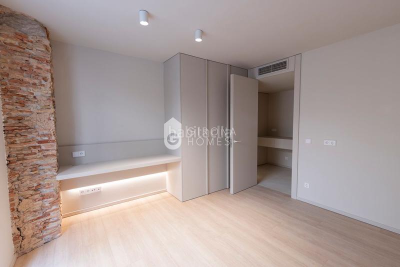 Foto 4899e3c0-6cca-45f8-91de-3ad080634e54. Dúplex a Centre-Barri Vell Girona