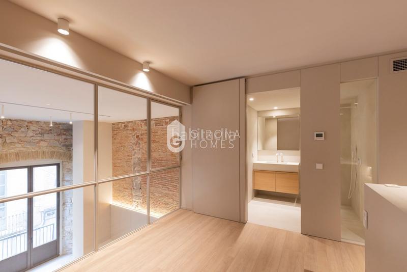Foto 536d1c3d-e72a-4883-b163-dd171f226470. Dúplex a Centre-Barri Vell Girona