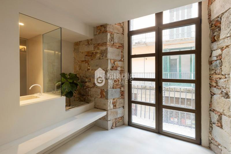 Foto 58c7589e-9e90-428c-81a7-fad982abca91. Dúplex a Centre-Barri Vell Girona