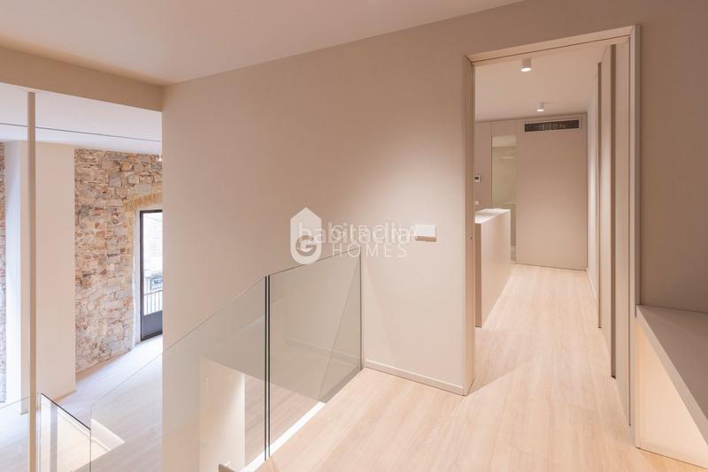 Foto 63b1d3e2-66c8-4637-a212-30e119846858. Dúplex a Centre-Barri Vell Girona