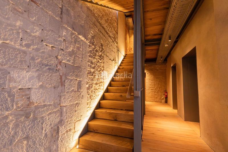 Foto 27165c88-54d8-410f-9bd1-e7a91dbc9ef6. Rent flat with heating in Centre-Barri Vell Girona