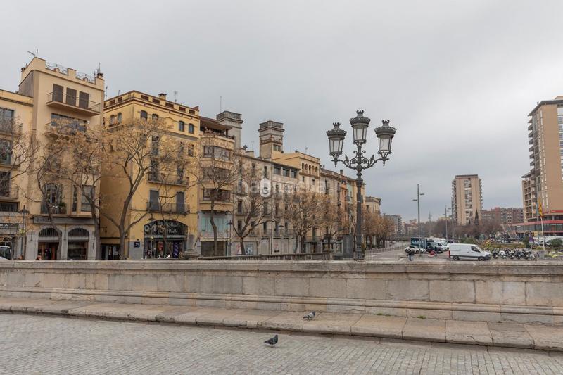 Foto 2a46c0ca-61fe-46ff-9691-0a4af8e59df9. Lloguer àtic amb calefacció a Centre-Barri Vell Girona