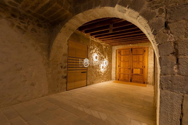 Foto 31795ddf-f73d-46f2-a971-eed5bfb8c54e. Miete dachwohnung mit heizung in Centre-Barri Vell Girona