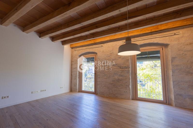 Foto a16fb0fc-595c-4df6-b75f-66b531c5cf6d. Miete dachwohnung mit heizung in Centre-Barri Vell Girona