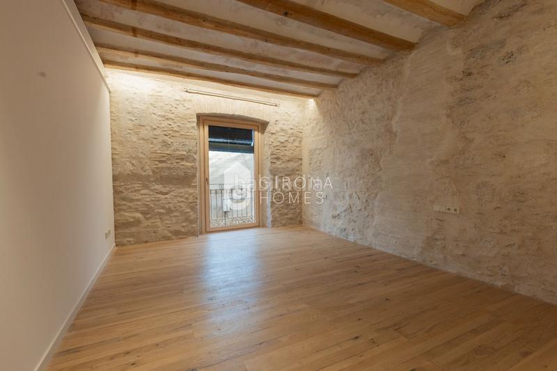 Foto d27dbd20-88c0-461a-9284-87c270faf114. Miete dachwohnung mit heizung in Centre-Barri Vell Girona