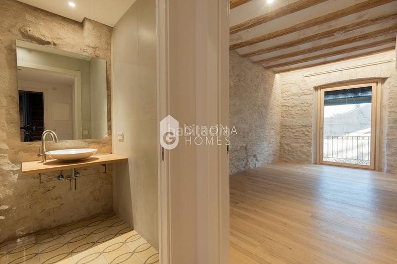 Foto f6676858-1143-4cfb-bf00-edb5ff6696ec. Miete dachwohnung mit heizung in Centre-Barri Vell Girona