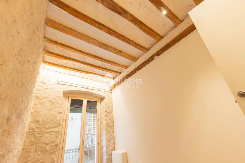 Foto 9b6cd2bd-9464-42a1-8af9-5129b52e5e7c. Affitto attico con riscaldamento in Centre-Barri Vell Girona