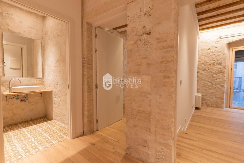 Foto 0bc06772-cc12-4aeb-892b-9951d16fa9b8. Miete dachwohnung mit heizung in Centre-Barri Vell Girona