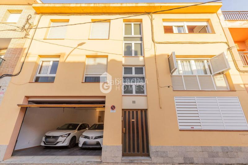 Foto 155e0bf2-f58f-4959-aa98-0cfc3b969c61. Casa amb calefacció a Carme - Vistalegre Girona