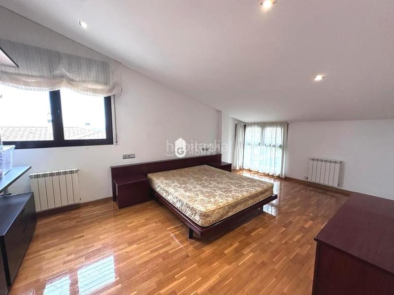 Foto 35da6347-3784-4565-91a0-d29a2f56e2fc. Lloguer casa a Montilivi Girona