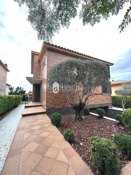 Foto 58ffc335-c913-4371-bb1d-87be50e8d72c. Lloguer casa a Montilivi Girona