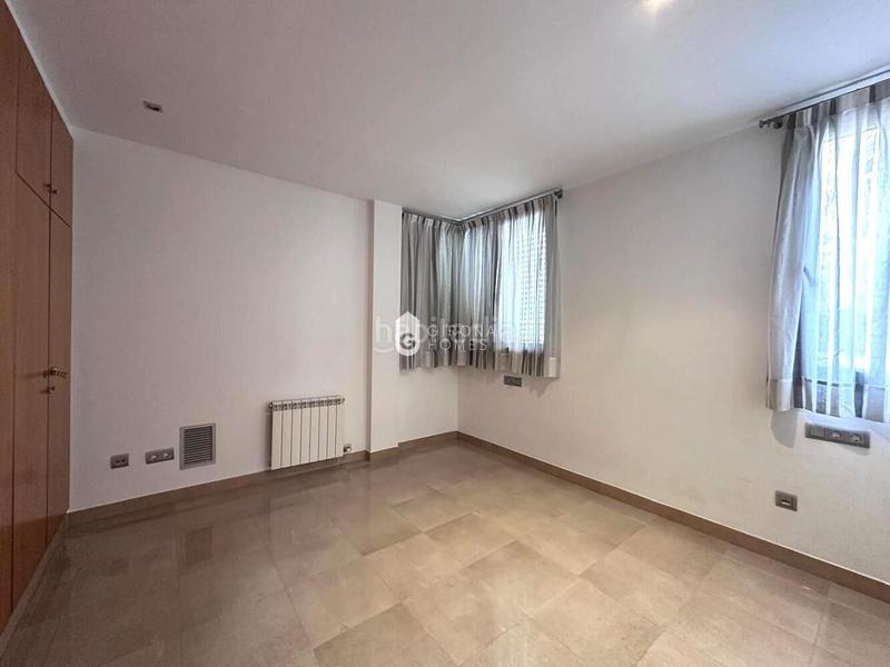 Foto 3c69df05-2f44-4f4e-b095-e5d4fd22a32f. Rent house in Montilivi Girona