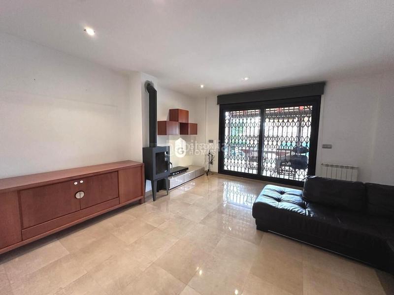 Foto 8f71a35a-ec8e-43d5-8629-41e10a5bea2f. Rent house in Montilivi Girona