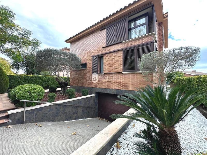 Foto fc9a9710-d02c-4efe-b0af-b0082604488e. Rent house in Montilivi Girona