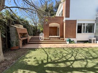 Affitto Casa in Fornells de la Selva. Casa individual con jardín en fornells de la selva, cerca colegi
