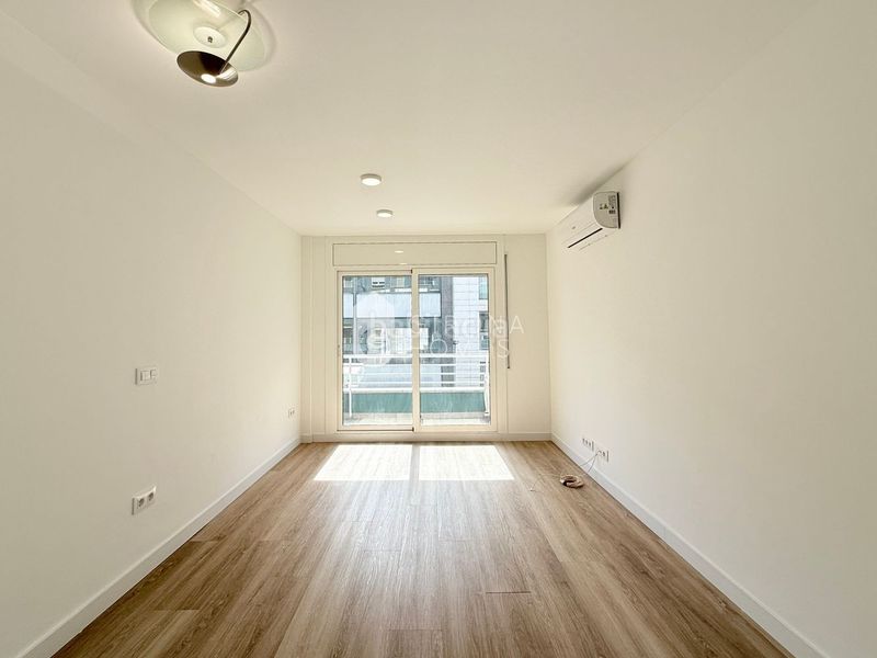 Foto 1ecd95ad-de95-46eb-80a7-a62d484cf0fe. Location appartement dans Eixample Nord Girona