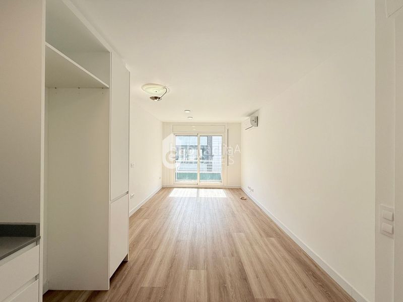 Foto cea44726-e41f-45d0-a98e-36464c7b940d. Location appartement dans Eixample Nord Girona
