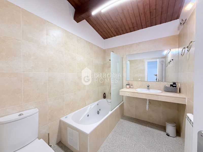 Foto c8f952bf-41f4-4409-9843-6343f38f92fd. Casa amb calefacció piscina a Sant Julià de Ramis