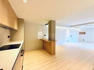 Location Appartement à Montilivi. Magnífico apartamento reformado de 2 dormitorios con terraza en