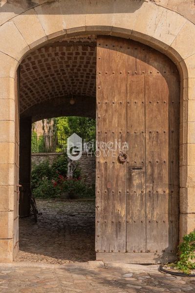 Foto 548071da-5a86-474f-b38e-daf151c7a81f. Xalet amb piscina a Cervià de Ter
