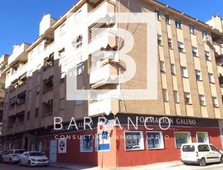 Local Comercial en Calle Alfonso X el Sabio