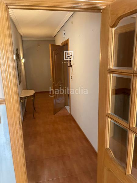 Foto e46d15c0-fe2b-4ca7-ba93-539f29bf25e8. Edifici a Torredonjimeno