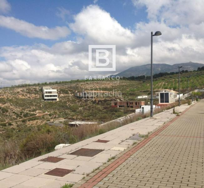 Foto 93ca3318-f2d1-47a8-a1fe-4abe2598efd0. Finca rústica a Altos de la Zubia Zubia (La)