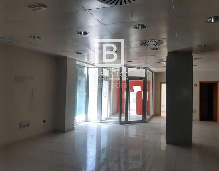 Foto dee8676c-8030-46df-9941-d834eb217178. Local comercial local en Centro Estepona