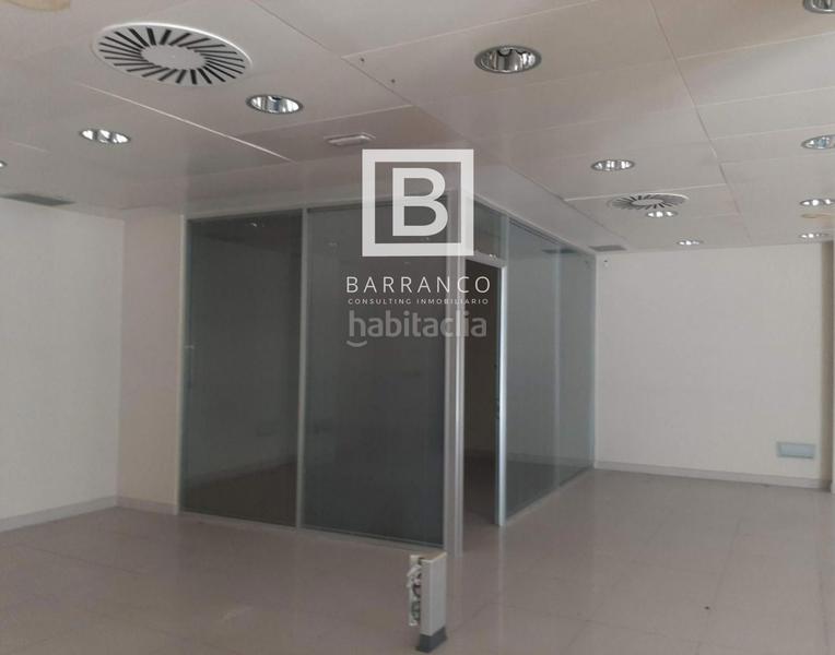 Foto e5d78c95-8a84-4dd8-ac74-143fb1b5bff1. Local comercial local en Centro Estepona