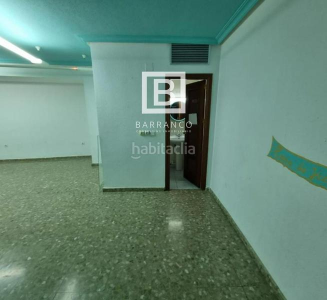 Foto 6fb1035a-7e5b-4baf-8db9-ae3722c96ce5. Bureau dans Centro ciudad Linares