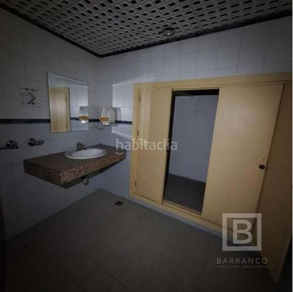 Foto b44e79df-dd6e-4e87-b133-09a56f416f68. Local comercial local en calle sevilla cádiz en Jerez de la Frontera