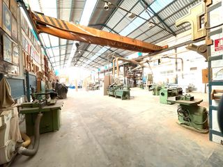 Fabrikhalle  Calle mancha real. Nave industrial de 1.280 m² cercana zona renfe-bulevar, jaén — i