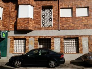 Business premise in Calle porvenir 1a