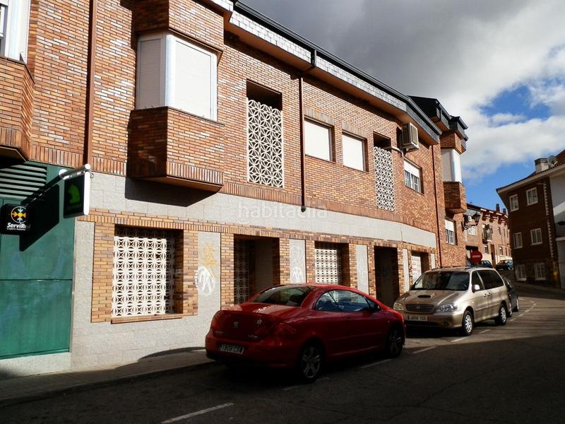 Foto d4471b63-508c-470c-831c-465447cf531f. Local comercial a calle porvenir 1a a Colmenarejo