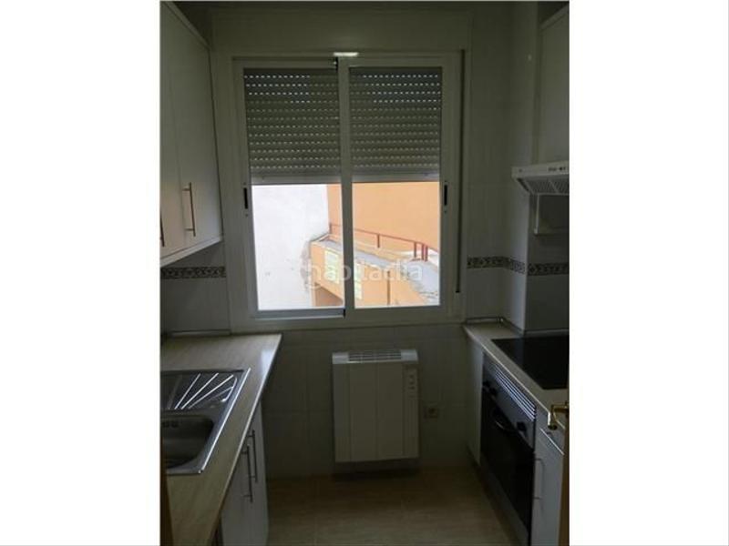 Foto 4dec9f18-b940-482b-8cc2-bda23d2378df. Miete studiowohnung in avenida de toros 3 in Valdemorillo pueblo Valdemorillo