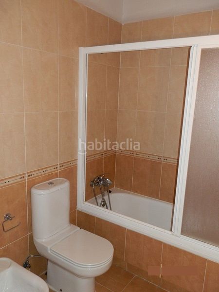 Foto f17d7b7f-0cc9-40e1-8120-832bf72165a9. Rent flat in calle comercio 12 in Casa Amarilla Galapagar