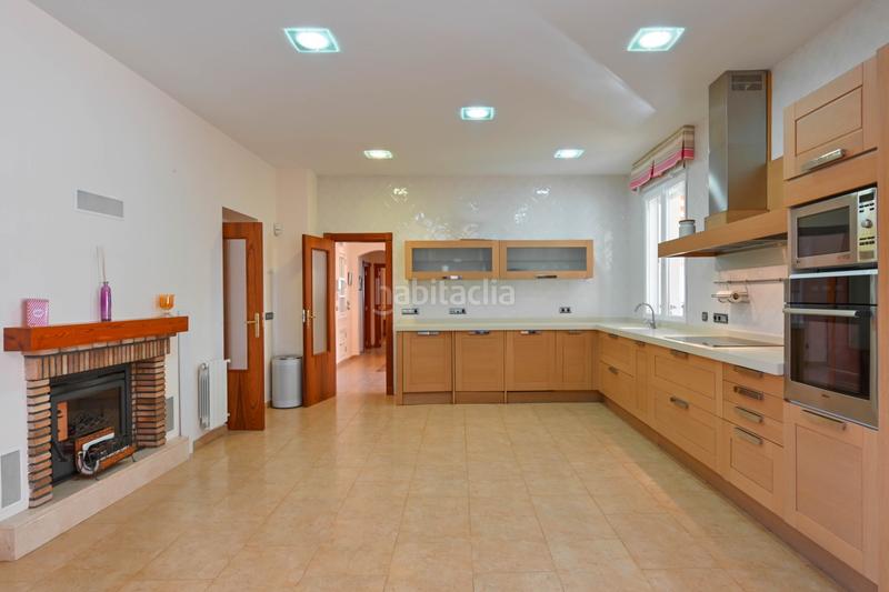 Foto e9bb7f14-2757-4e34-a661-a5deab5a2909. Chalet with heating parking pool in Urbanitzacions i Pedanies Nord Alzira