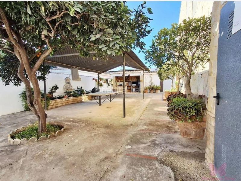 Foto 385e4e24-144f-4522-b43b-c4b7d374cf7d. Xalet amb calefacció aparcament piscina a Las Lagunas - Campano Chiclana de la Frontera