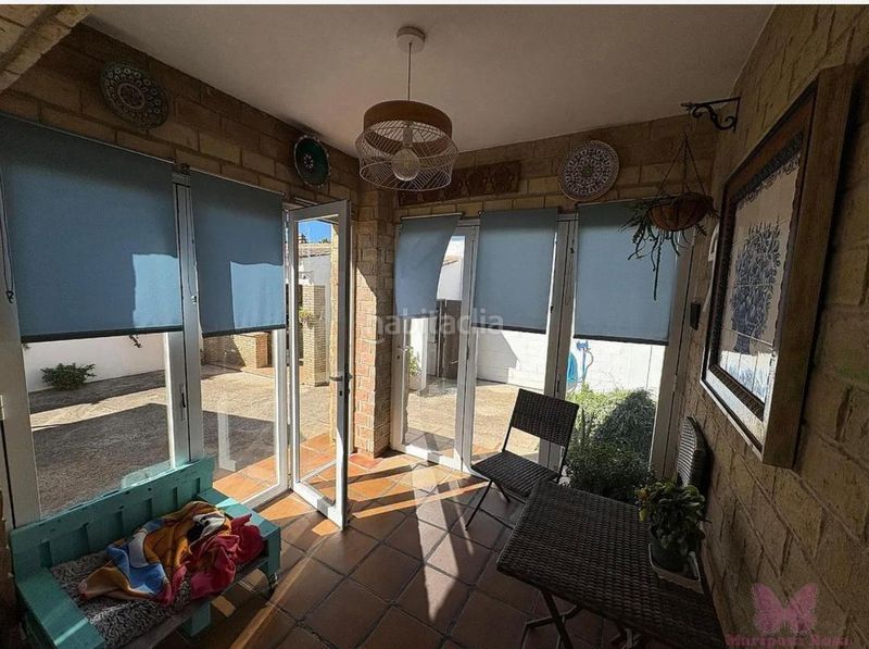 Foto aba62406-fca7-44e1-bbb4-c68c729c1f9a. Xalet amb calefacció aparcament piscina a Las Lagunas - Campano Chiclana de la Frontera