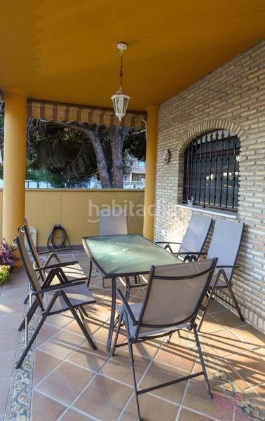 Foto e2ae08f6-24a8-41e3-8c42-8d7414fdd68c. Chalet with parking pool in La Barrosa Chiclana de la Frontera