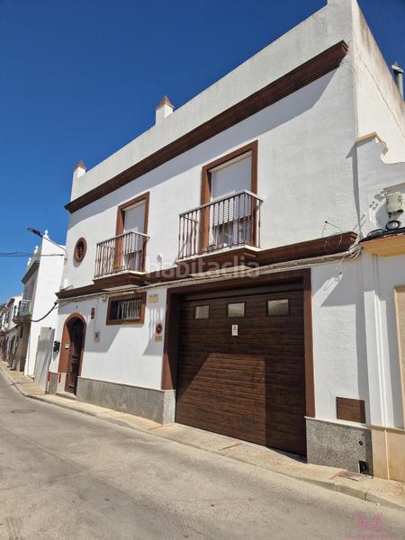 Foto c3d9d609-5d9c-46aa-bf6f-a95d87166aee. House with parking in Núcleo urbano Chiclana de la Frontera