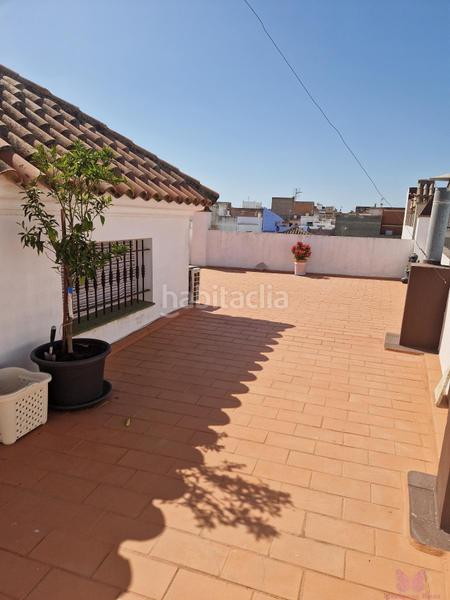 Foto f2d3a256-839a-4348-9d51-5fb6faad5643. House with parking in Núcleo urbano Chiclana de la Frontera