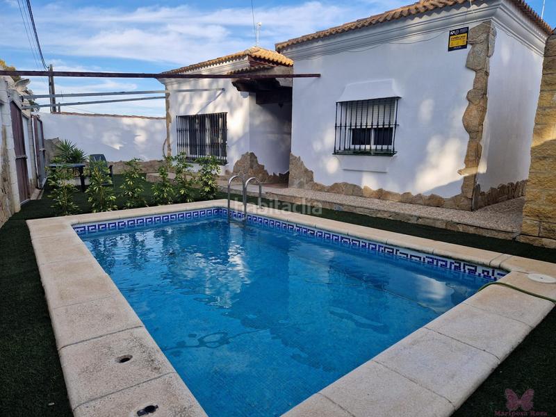Foto 0da91c10-ab45-4281-8984-228f8de07e0c. Chalet con piscina in La Soledad Chiclana de la Frontera