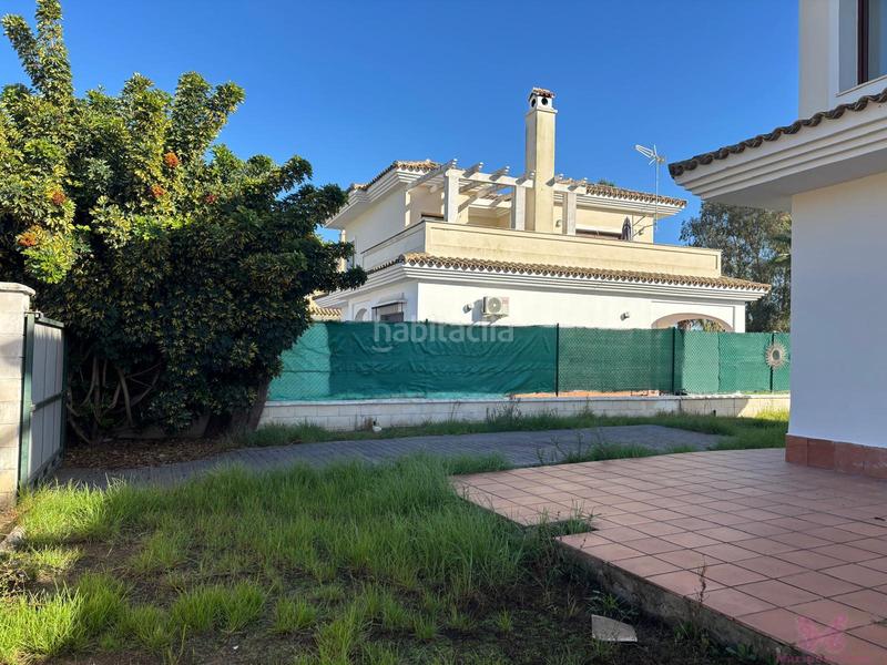 Foto 4432aa2a-1454-45ad-9a67-61927c540bd1. Chalet mit pool in Novo Sancti Petri Chiclana de la Frontera