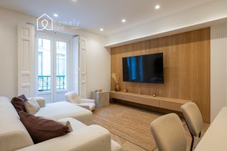 Lloguer Pis  Príncipe. Preciosa vivienda en finca clásica con 2 balcones a la calle
