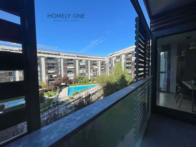 Foto 96ed70f1-bafe-45e8-9c46-e7ac00196fc2. Rent flat with heating parking pool in Las Tablas Madrid